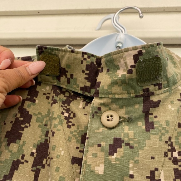 Authentic U.S. Navy Jacket, US Army Jacket - Picture 7 of 13